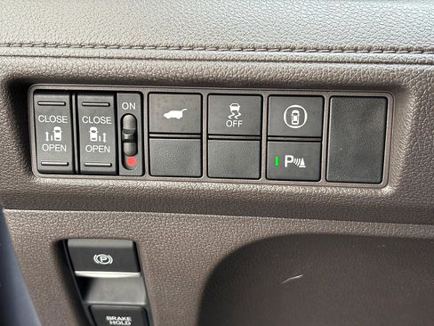 Certified 2023 Honda Odyssey Elite image 19