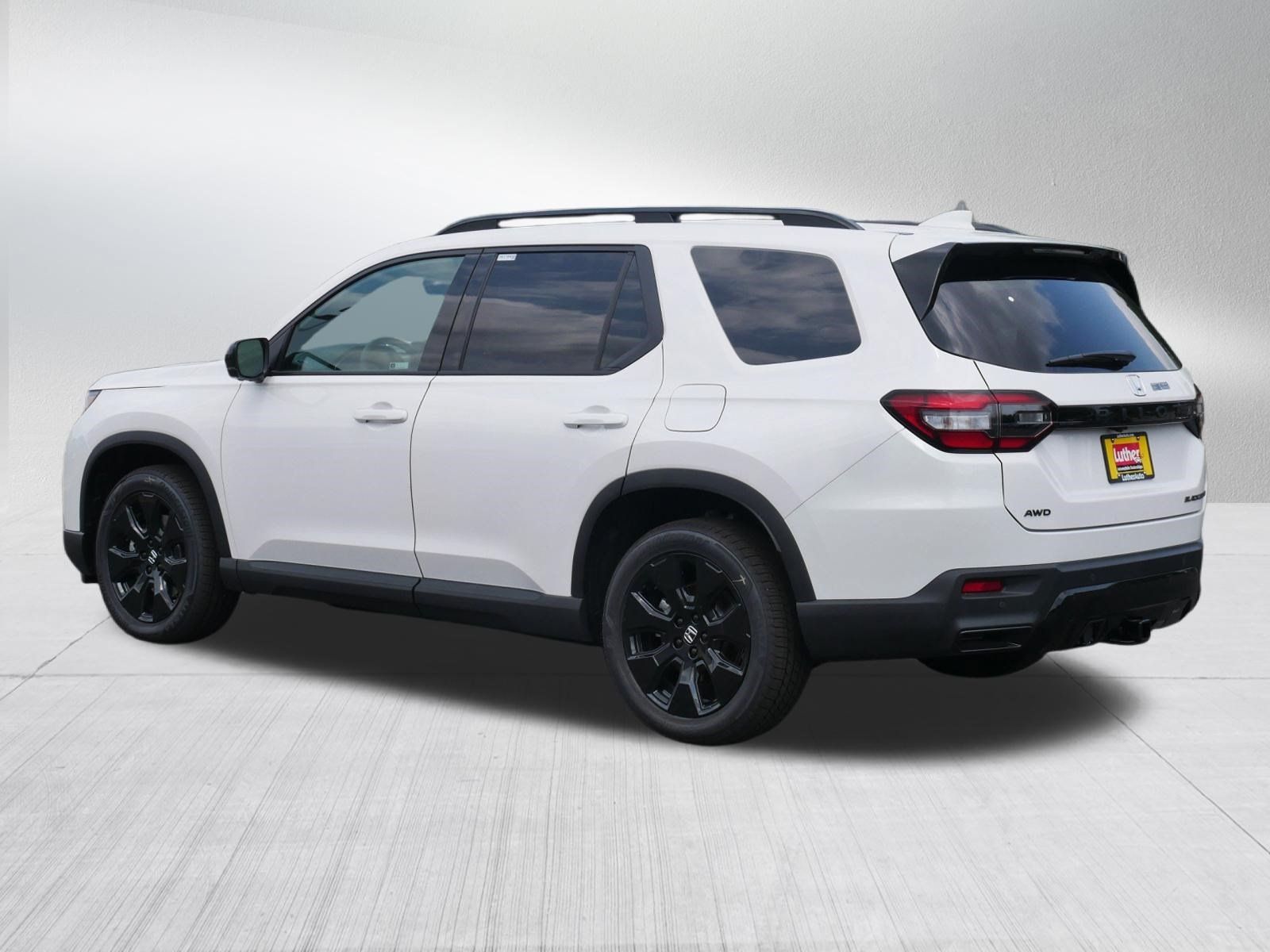 New 2026 Honda Pilot Black Edition image 5