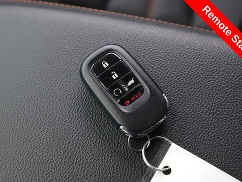 Used 2024 Honda CR-V Sport Touring image 3