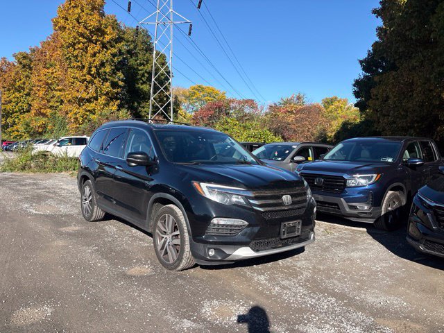 Used 2018 Honda Pilot Touring image 2
