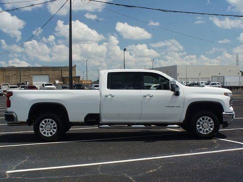 New 2025 Chevrolet Silverado 3500 LTZ w/ LTZ Convenience Package image 18