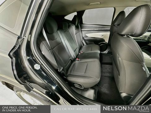 Used 2024 Hyundai Tucson SE FWD image 25