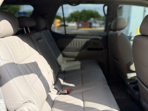 Used 2004 Toyota Sequoia Limited image 20