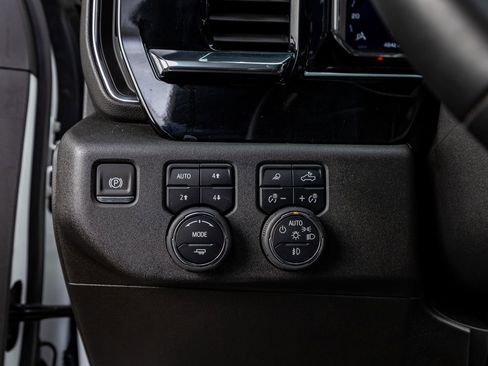 Used 2025 Chevrolet Silverado 2500 High Country w/ LPO, Dark Essentials Package image 22