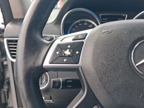 Used 2016 Mercedes-Benz GL 450 4MATIC image 16