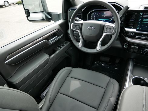 New 2026 Chevrolet Silverado 3500 LTZ image 13