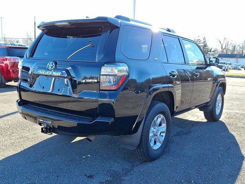 Certified 2024 Toyota 4Runner SR5 image 27