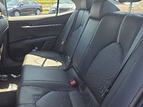 Used 2019 Toyota Camry XSE FWD image 8