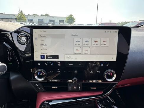 Used 2025 Lexus NX 450h+ F Sport AWD/4WD image 23
