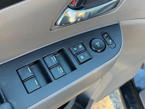 Used 2016 Honda Odyssey EX-L image 12