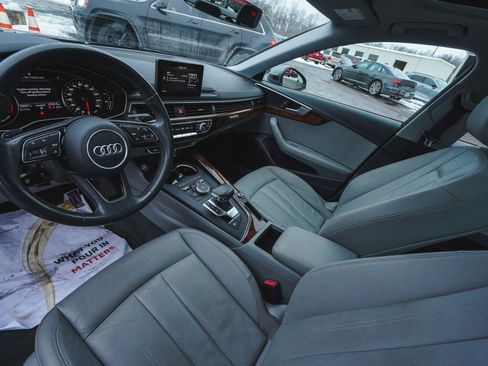 Used 2019 Audi A4 2.0T Premium w/ Convenience Package image 10