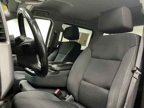 Used 2016 Chevrolet Silverado 1500 LT AWD/4WD image 9