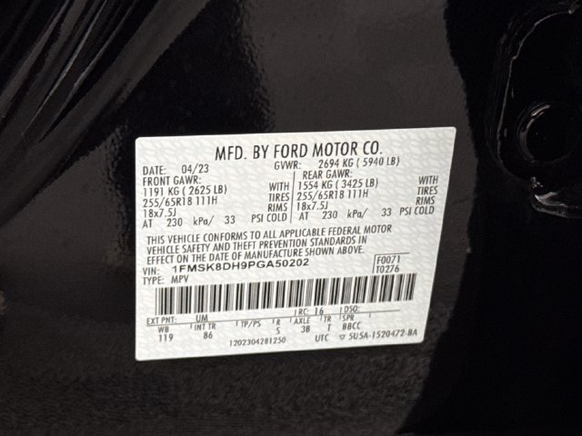 Used 2023 Ford Explorer XLT AWD/4WD image 28