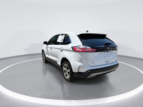 Used 2024 Ford Edge SEL w/ Convenience Package AWD/4WD image 6