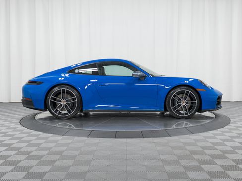 Used 2026 Porsche 911 Carrera T image 8