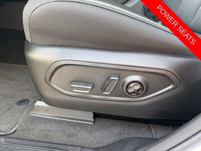New 2027 Jeep Grand Cherokee 4WD image 8