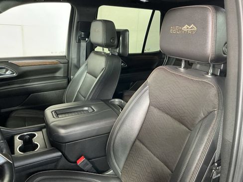 Used 2023 Chevrolet Tahoe High Country w/ Advanced Technology Package AWD/4WD image 9