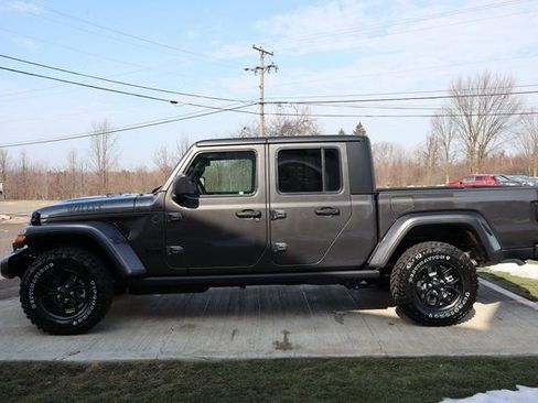 New 2026 Jeep Gladiator Willys image 27