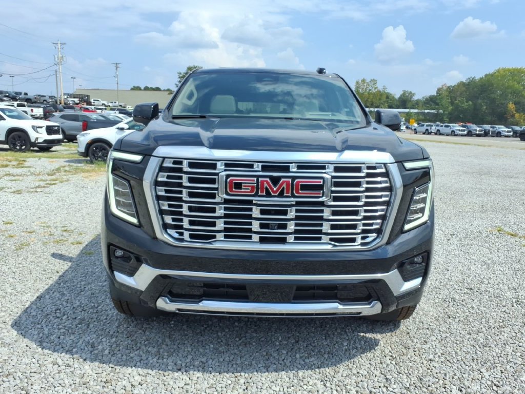 New 2026 GMC Yukon XL Denali w/ Advanced Technology Package AWD/4WD image 2