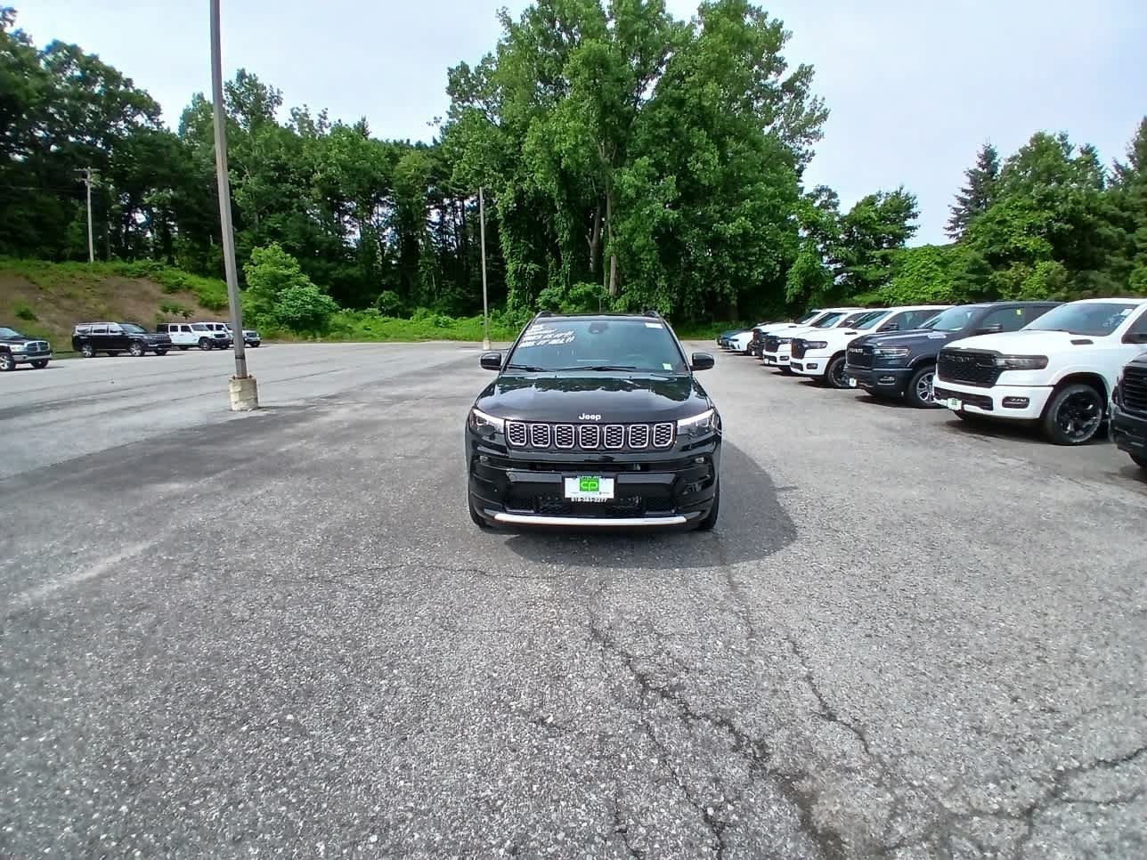 New 2025 Jeep Compass Limited w/ Elite Group AWD/4WD image 2