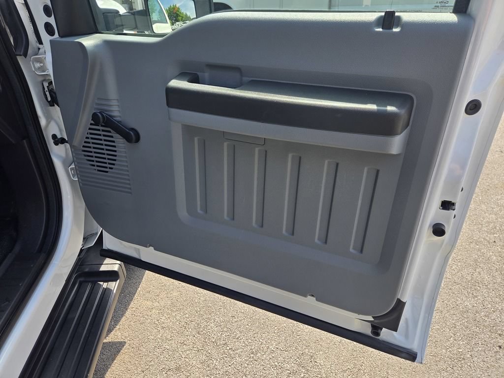 Used 2015 Ford F350 XL AWD/4WD image 14