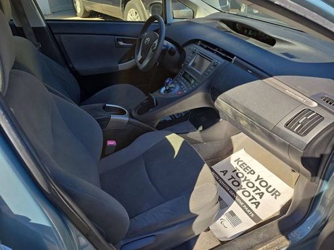 Used 2014 Toyota Prius Three w/ Solar Roof Package FWD image 16