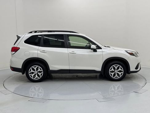 Used 2022 Subaru Forester Premium w/ Popular Package #1 image 6