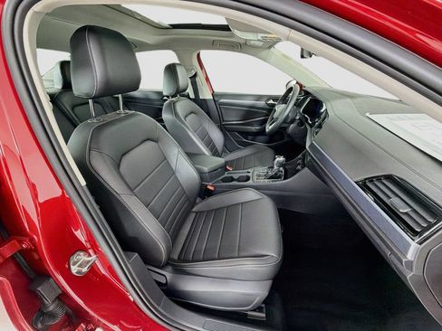 Certified 2023 Volkswagen Jetta SE w/ Panoramic Sunroof Package FWD image 27