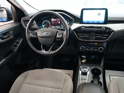 Used 2022 Ford Escape SE w/ Cold Weather Package AWD/4WD image 9