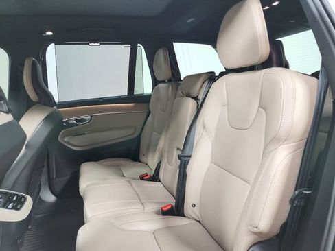 Used 2026 Volvo XC90 B6 Ultra w/ Protection Package AWD/4WD image 37