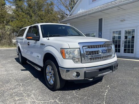 Used 2014 Ford F150 XLT w/ Equipment Group 302A Luxury image 2
