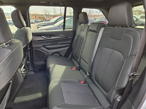 New 2026 Jeep Grand Cherokee Laredo X AWD/4WD image 26