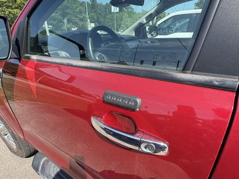 Used 2020 Ford Ranger XLT w/ Equipment Group 301A Mid RWD image 11