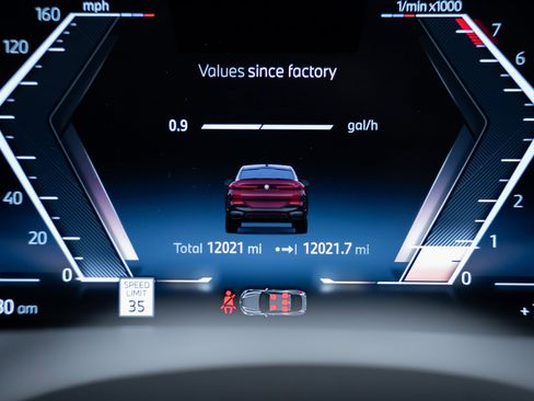 Used 2025 BMW X6 xDrive40i w/ Executive Package image 48