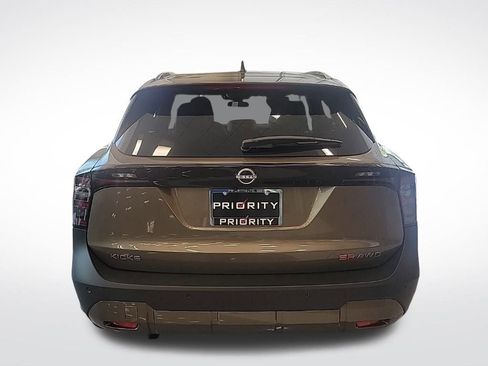 New 2025 Nissan Kicks SR w/ SR Premium Package image 4