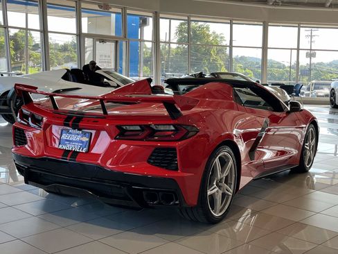 Used 2023 Chevrolet Corvette Stingray Preferred Conv w/ 2LT RWD image 5