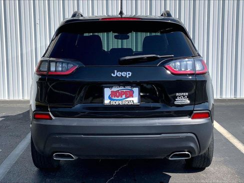Used 2022 Jeep Cherokee Latitude Lux w/ Sun & Sound Group FWD image 4