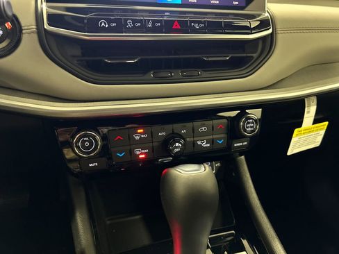 New 2026 Jeep Compass Limited w/ Sun, Sound & Navigation Group image 26