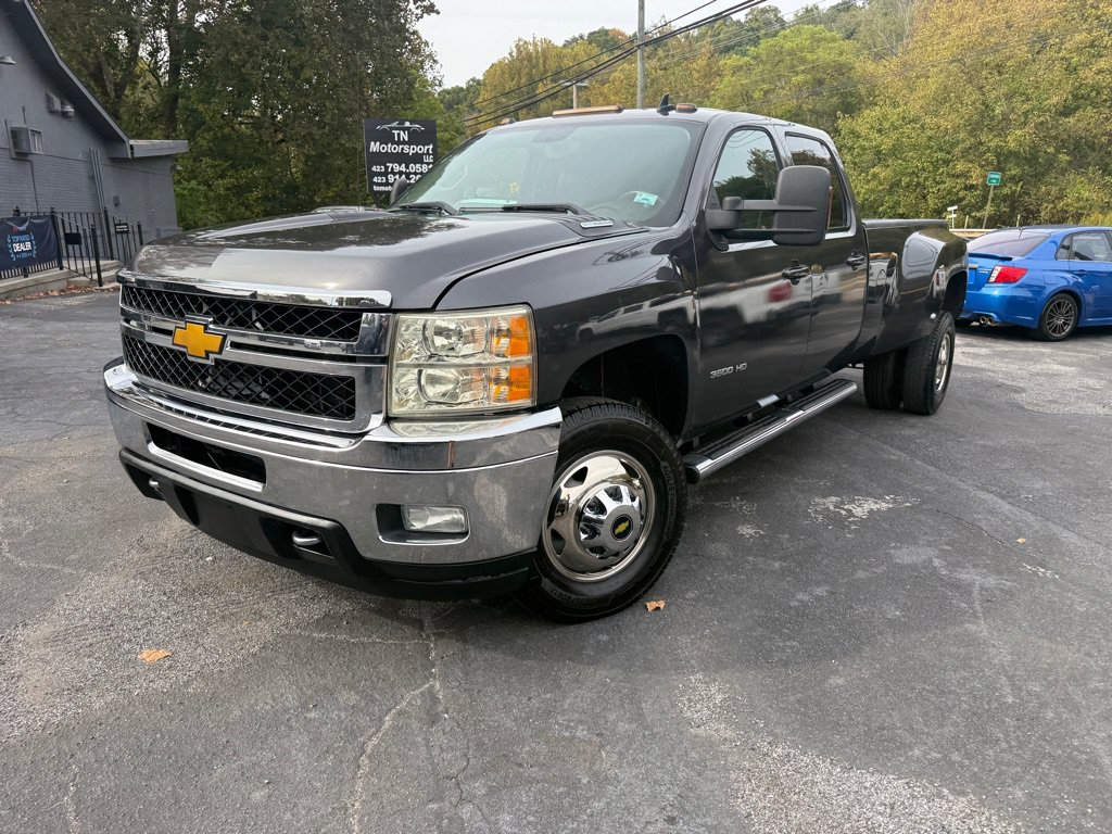 Used 2011 Chevrolet Silverado 3500 LTZ w/ LTZ Plus Package AWD/4WD image 1