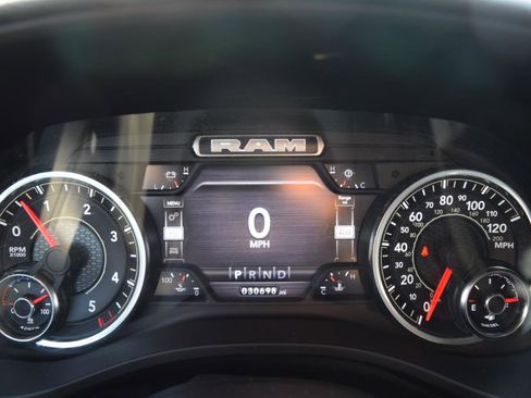 Used 2023 RAM 1500 Laramie image 25