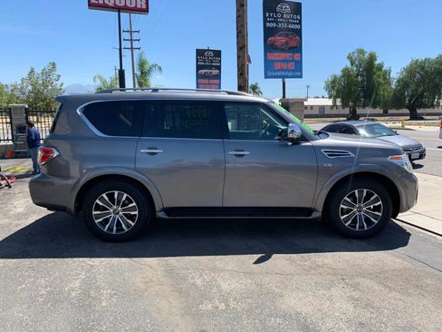 Used 2020 Nissan Armada SL w/ Premium Package image 6