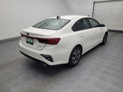 Used 2019 Kia Forte LXS FWD image 9