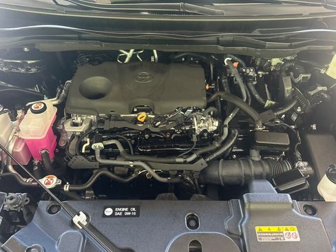 Used 2023 Toyota Sienna XLE FWD image 34