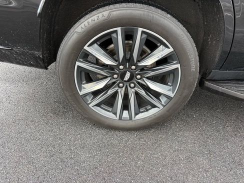 Used 2023 Cadillac Escalade Sport image 9