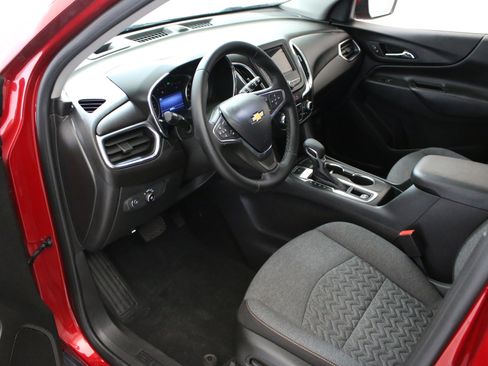 Used 2024 Chevrolet Equinox LT w/ LPO, Floor Liner Package AWD/4WD image 23