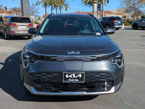 New 2025 Kia Niro Wave image 2