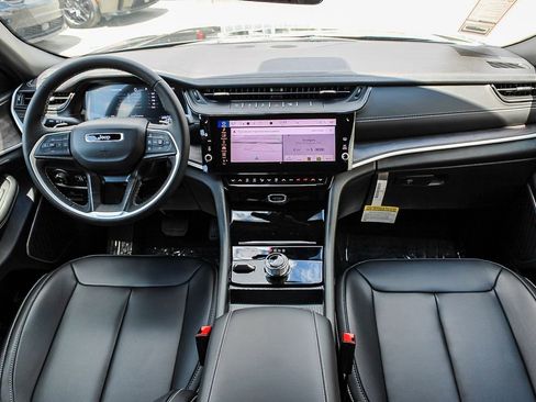 New 2026 Jeep Grand Cherokee Limited w/ Limited Altitude Package image 13