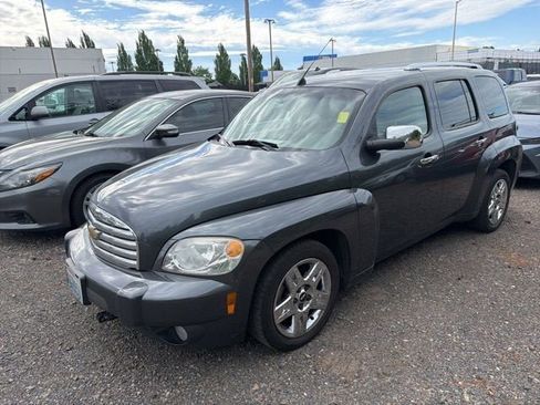 Used 2010 Chevrolet HHR LT w/ My Link Package FWD image 4