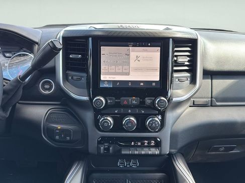New 2026 RAM 2500 Big Horn AWD/4WD image 15