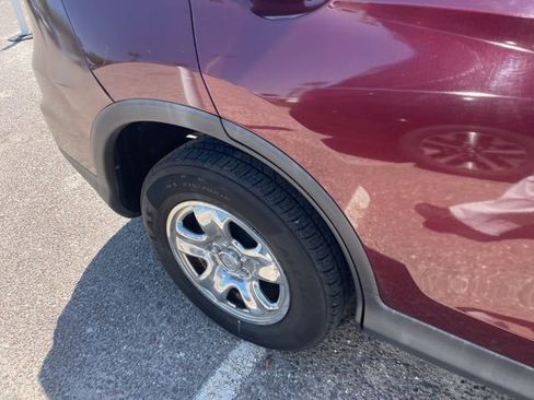 Used 2015 Honda CR-V LX image 4